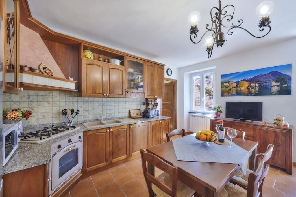 Casa Ducale Como Lake View Mandello del Lario Ngoại thất bức ảnh